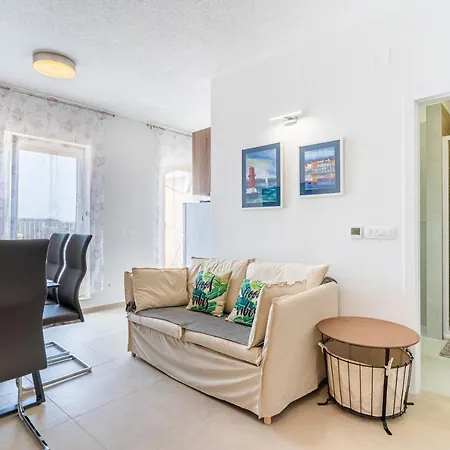 Apartamento Tatjana Ii